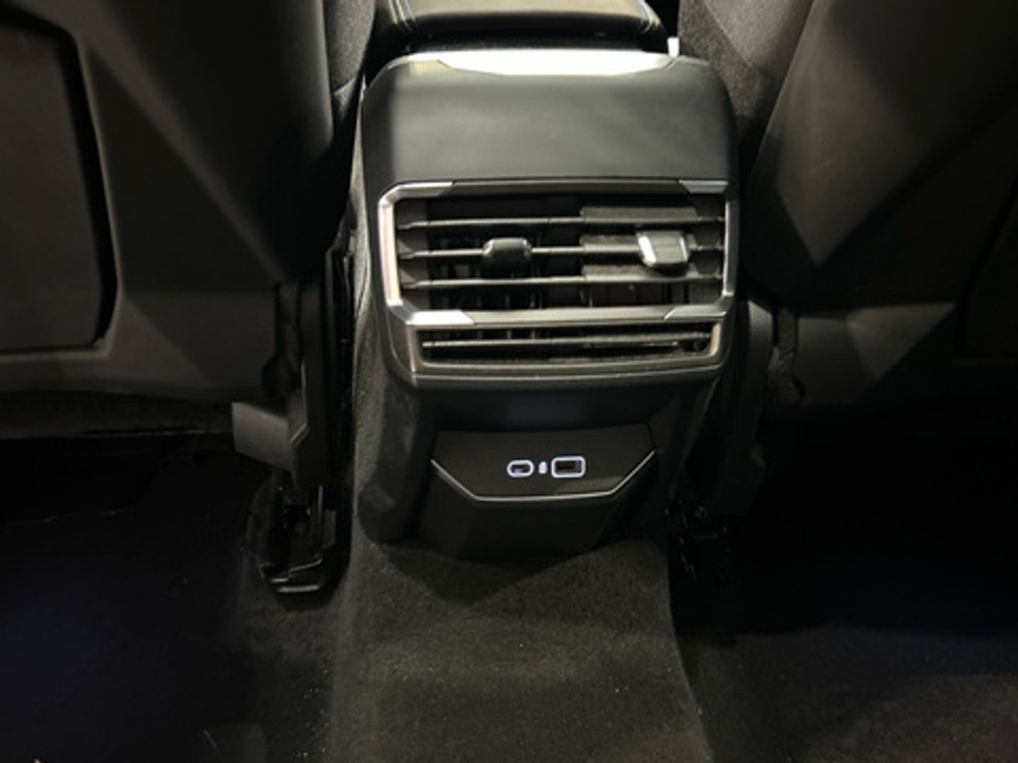 Lynk & Co 01 1.5 PHEV 192 kW (261 CV)
