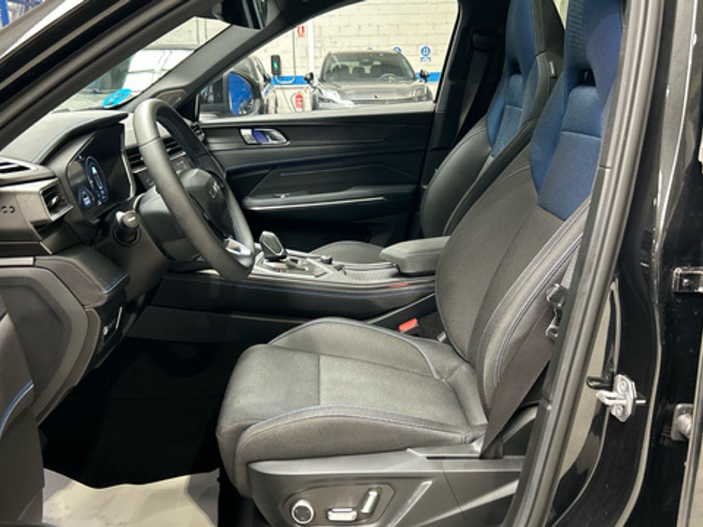 Lynk & Co 01 1.5 PHEV 192 kW (261 CV)