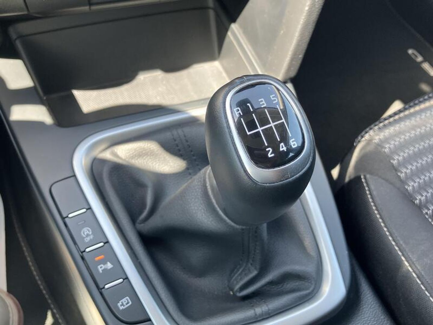 Kia Ceed 1.0 T-GDI Drive 74 kW (100 CV)