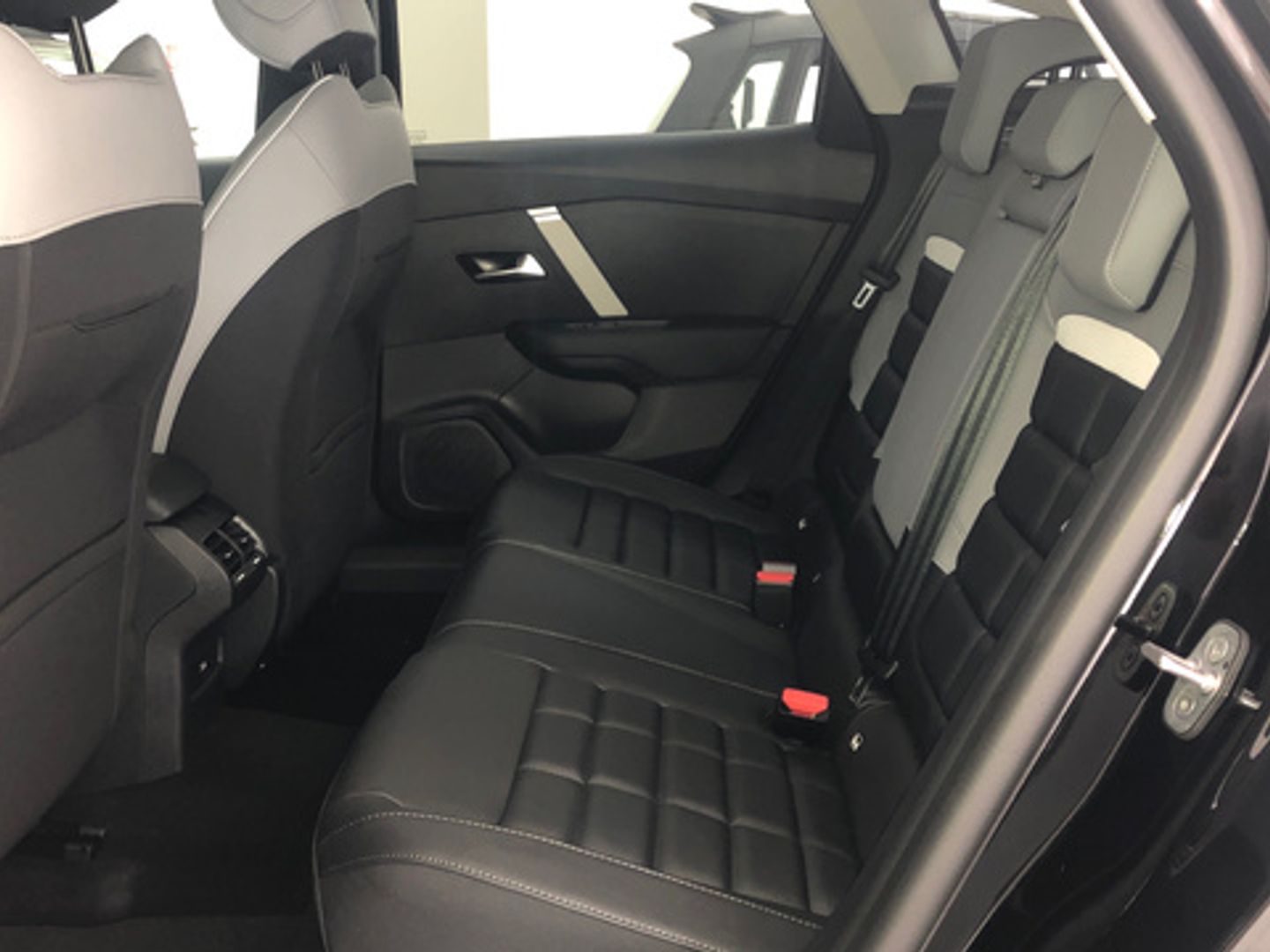 Citroen C4 Hybrid 145 e-DCS6 Max 107 kW (145 CV)