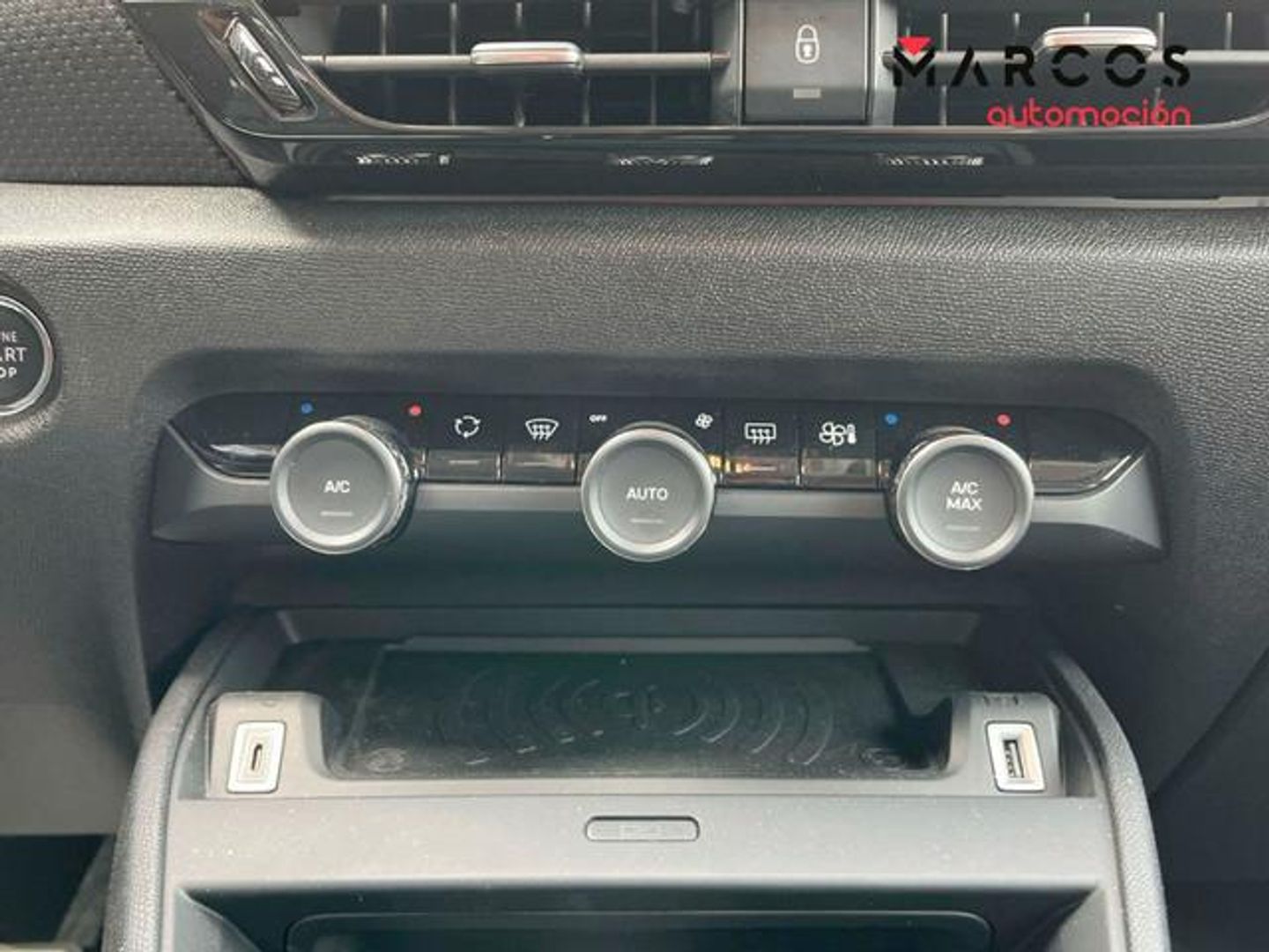Citroen C4 Hybrid 136 e-DCS6 Max 100 kW (136 CV)