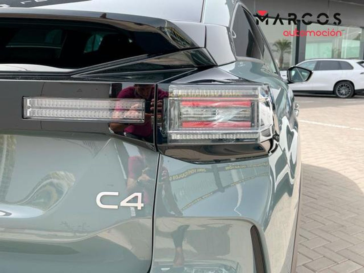 Citroen C4 Hybrid 136 e-DCS6 Max 100 kW (136 CV)