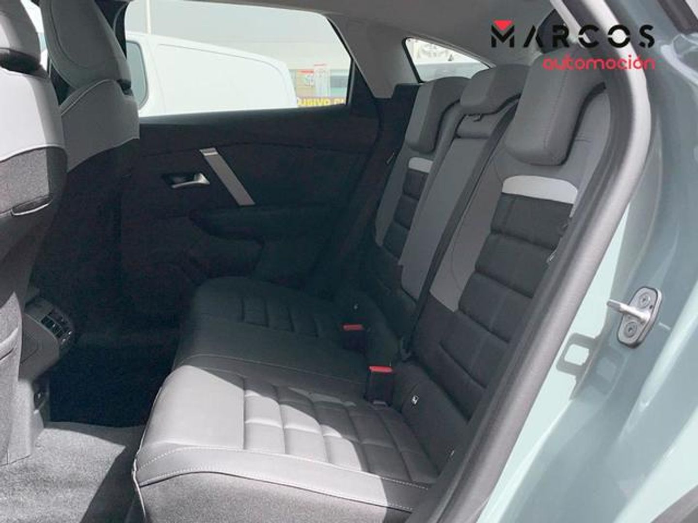 Citroen C4 Hybrid 136 e-DCS6 Max 100 kW (136 CV)