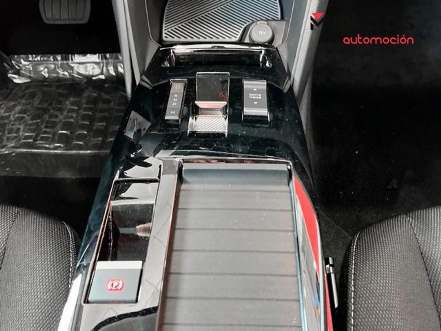 Citroen C4 PureTech 130 S&S Plus EAT8 96 kW (131 CV)