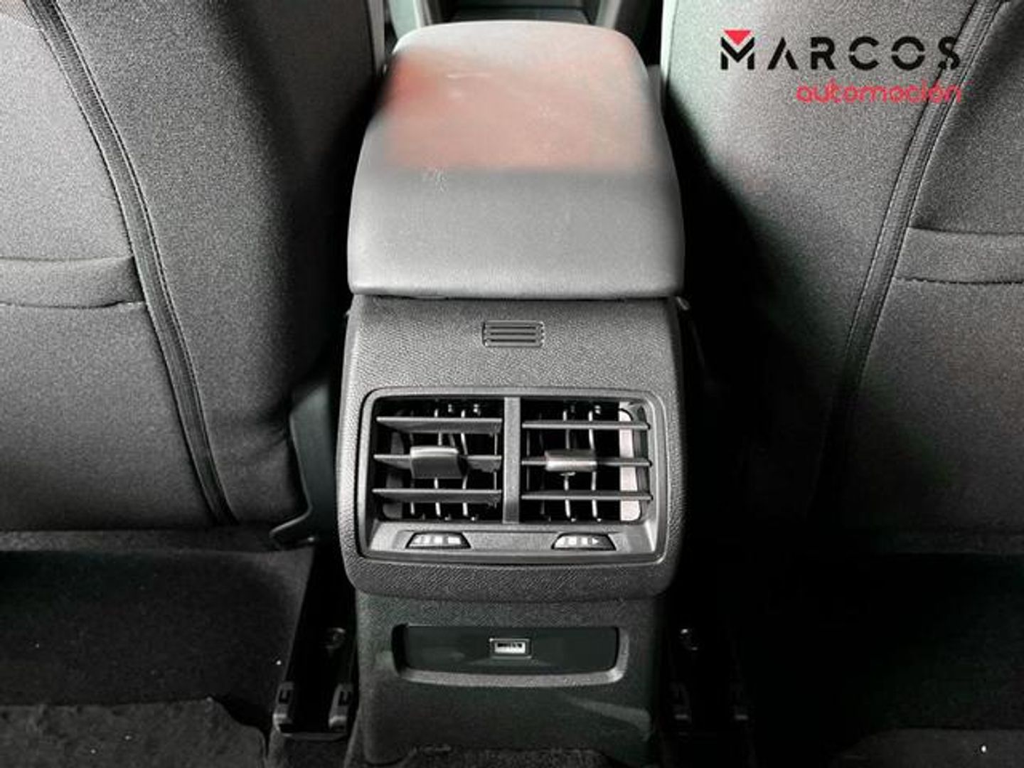Citroen C4 PureTech 130 S&S Plus EAT8 96 kW (131 CV)
