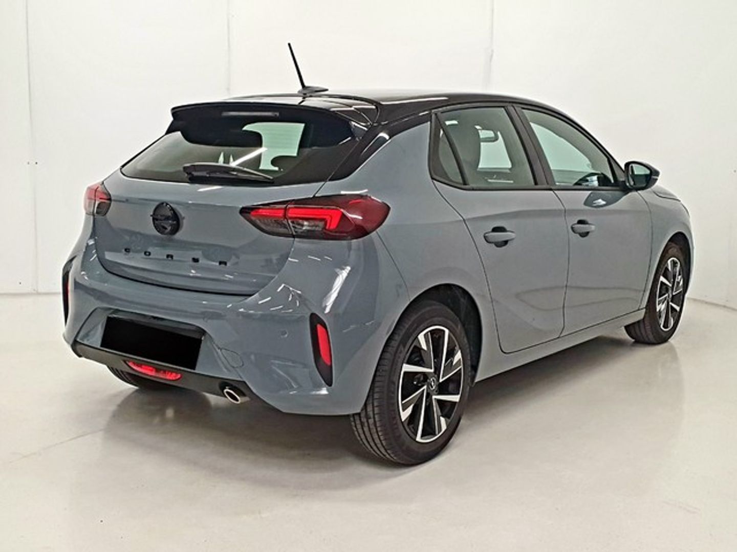 Opel Corsa 1.2 T XHL GS 74 kW (100 CV) Gris Sedan