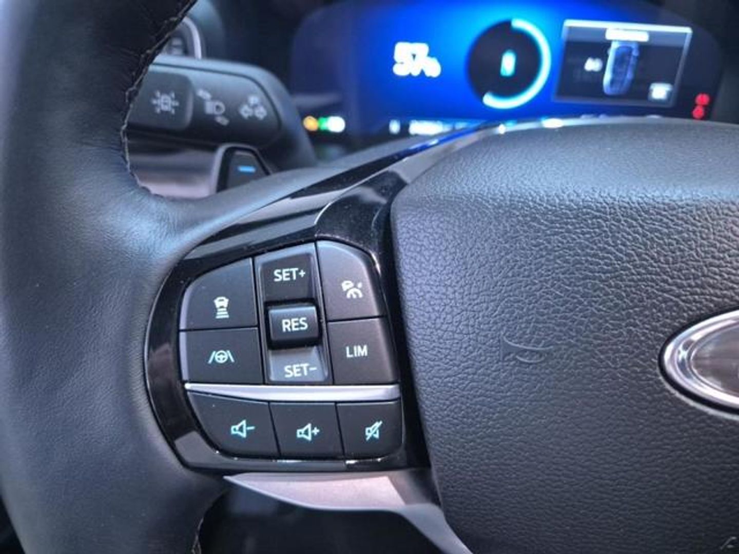 Ford Explorer 3.0 PHEV Platinum AWD 336 kW (457 CV)