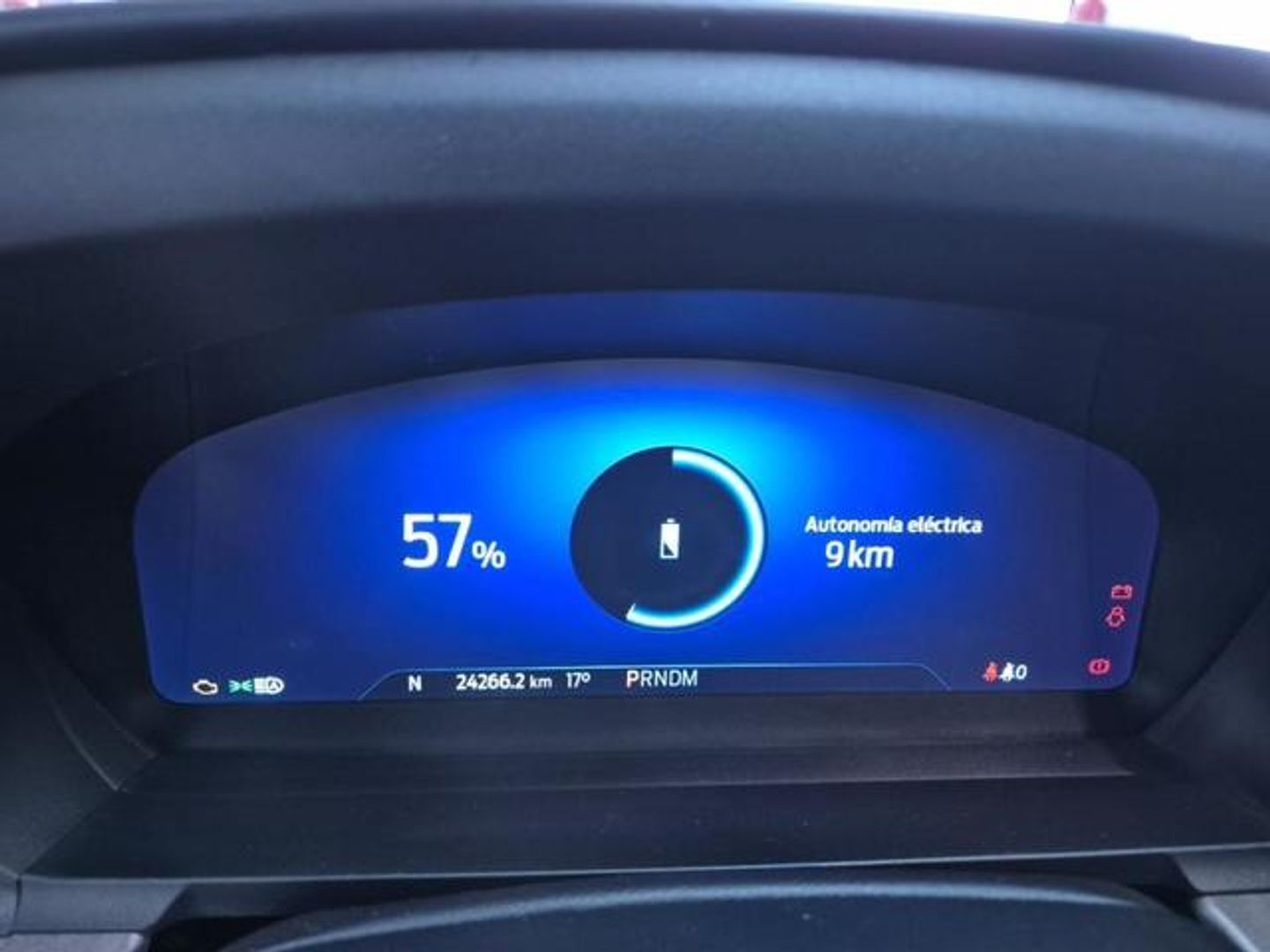 Ford Explorer 3.0 PHEV Platinum AWD 336 kW (457 CV)