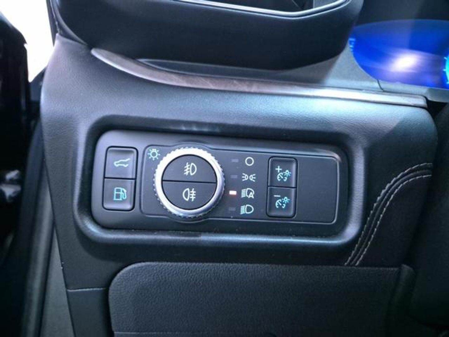 Ford Explorer 3.0 PHEV Platinum AWD 336 kW (457 CV)