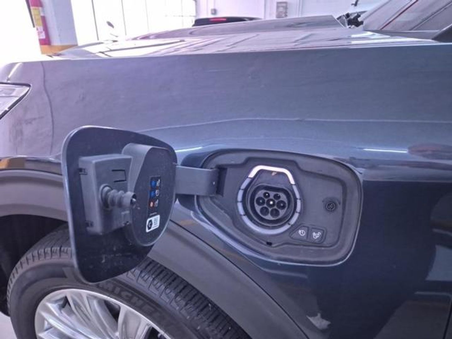 Ford Explorer 3.0 PHEV Platinum AWD 336 kW (457 CV)