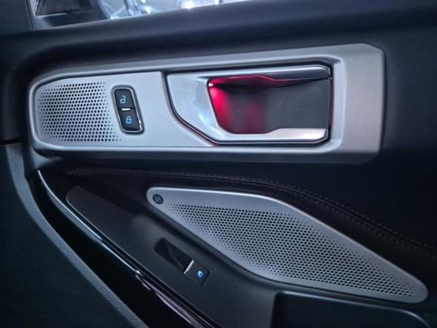 Ford Explorer 3.0 PHEV Platinum AWD 336 kW (457 CV)