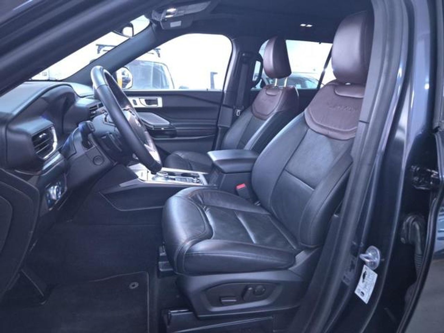 Ford Explorer 3.0 PHEV Platinum AWD 336 kW (457 CV)