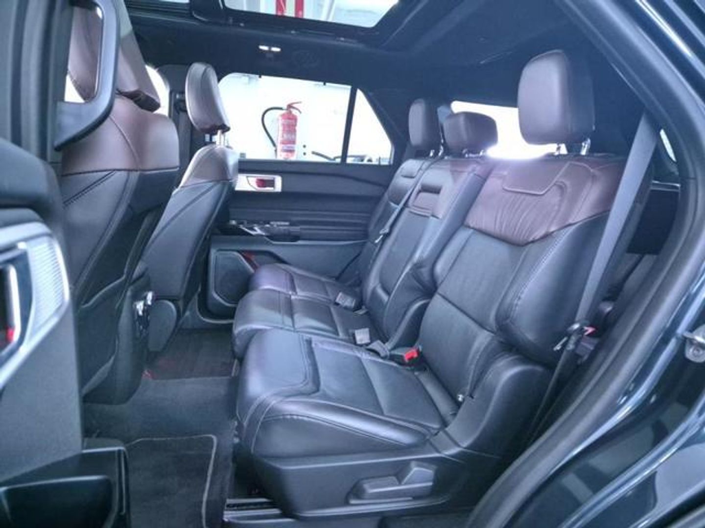 Ford Explorer 3.0 PHEV Platinum AWD 336 kW (457 CV)