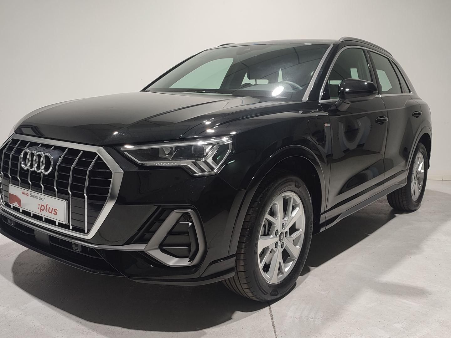 Audi Q3 TFSIe S line 45 TFSI e 180 kW (245 CV) S tronic Negro SUV