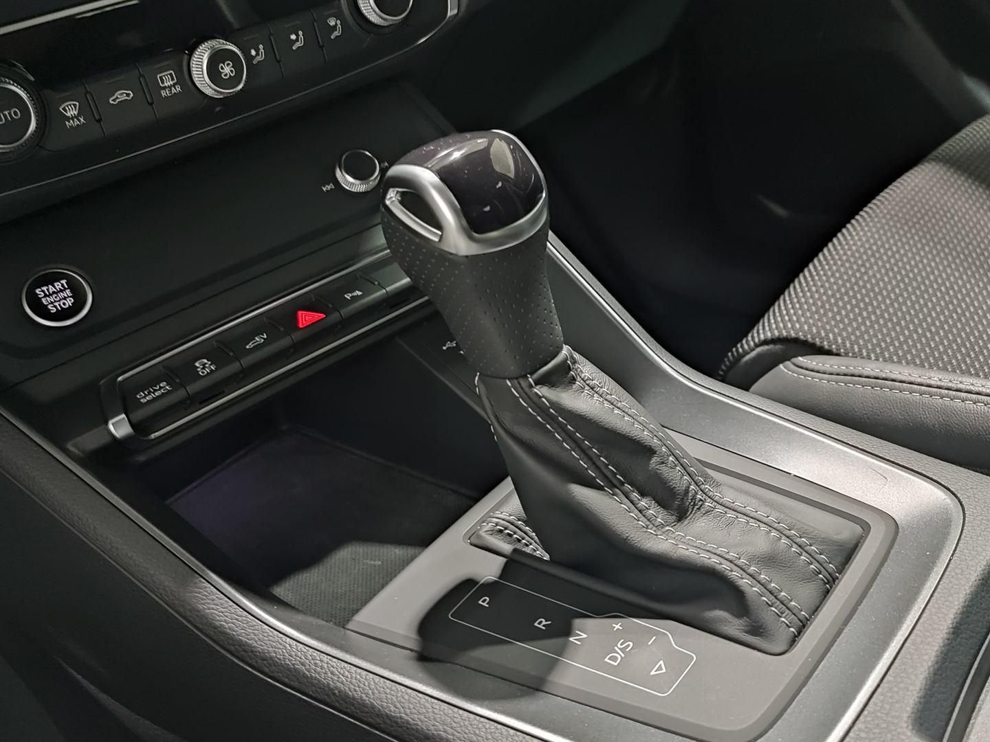 Audi Q3 TFSIe S line 45 TFSI e 180 kW (245 CV) S tronic