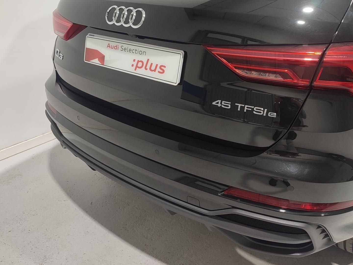 Audi Q3 TFSIe S line 45 TFSI e 180 kW (245 CV) S tronic