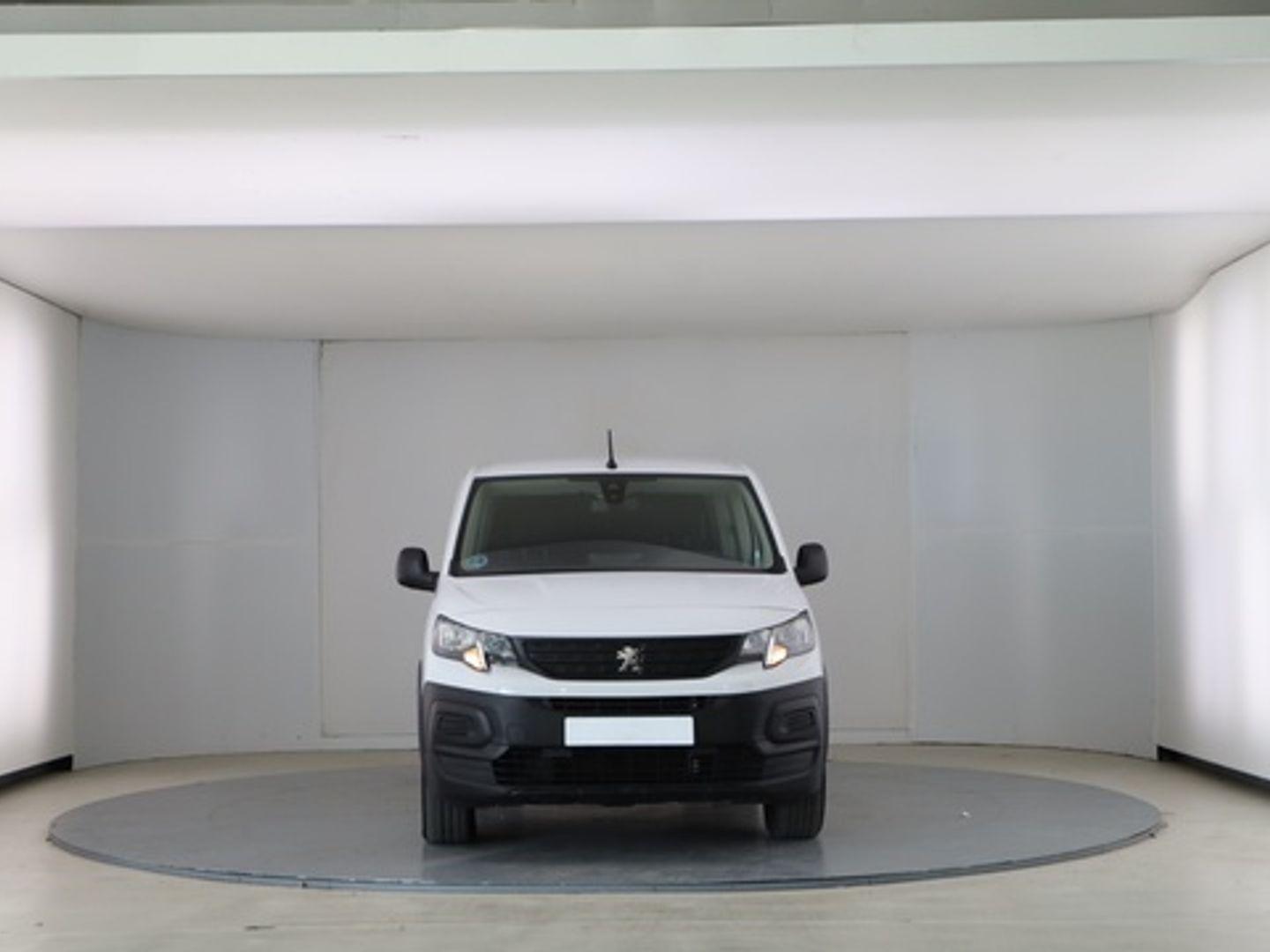 Peugeot Rifter Active Pack Business Standard BlueHDi 73 kW (100 CV)