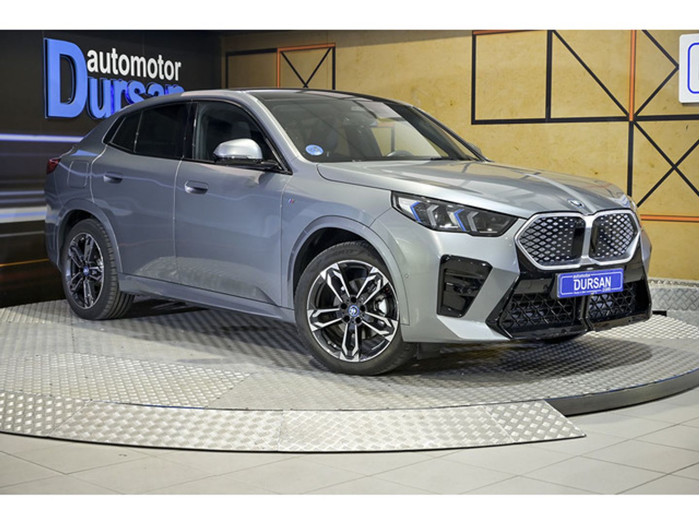 BMW iX2 eDrive20 150 kW (204 CV)
