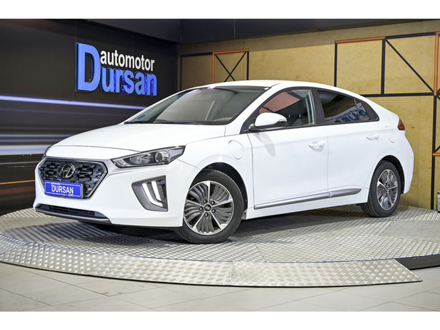 Hyundai Ioniq 1.6 GDI PHEV Klass DCT 104 kW (141 CV) Blanco Sedan