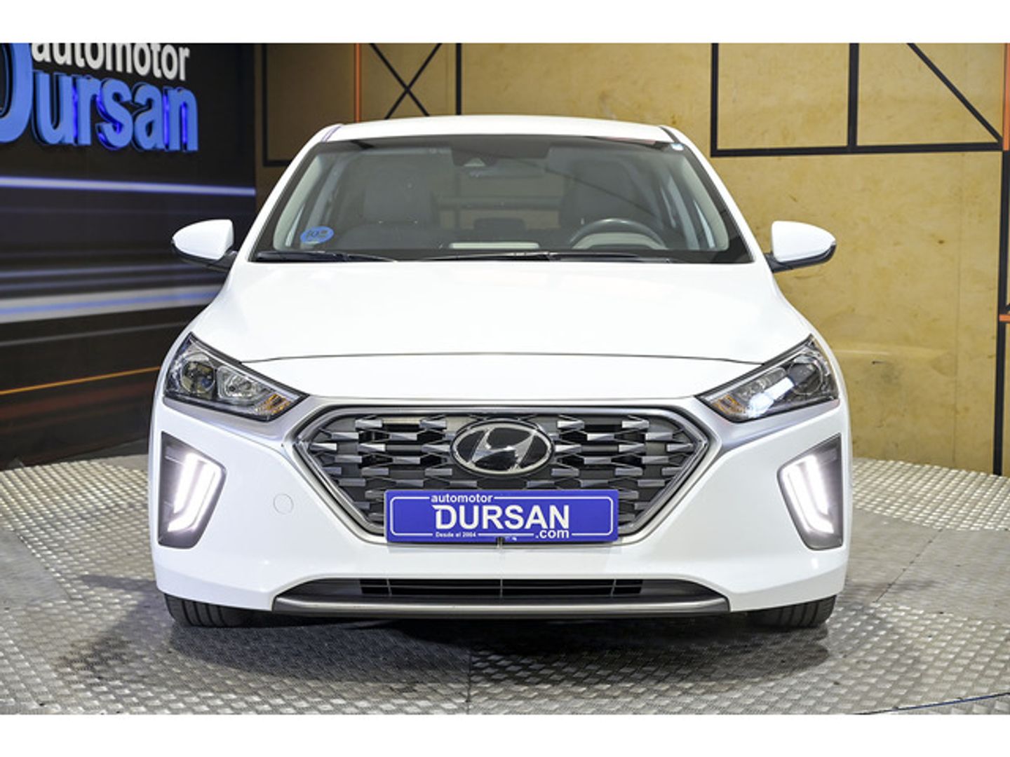 Hyundai Ioniq 1.6 GDI PHEV Klass DCT 104 kW (141 CV)