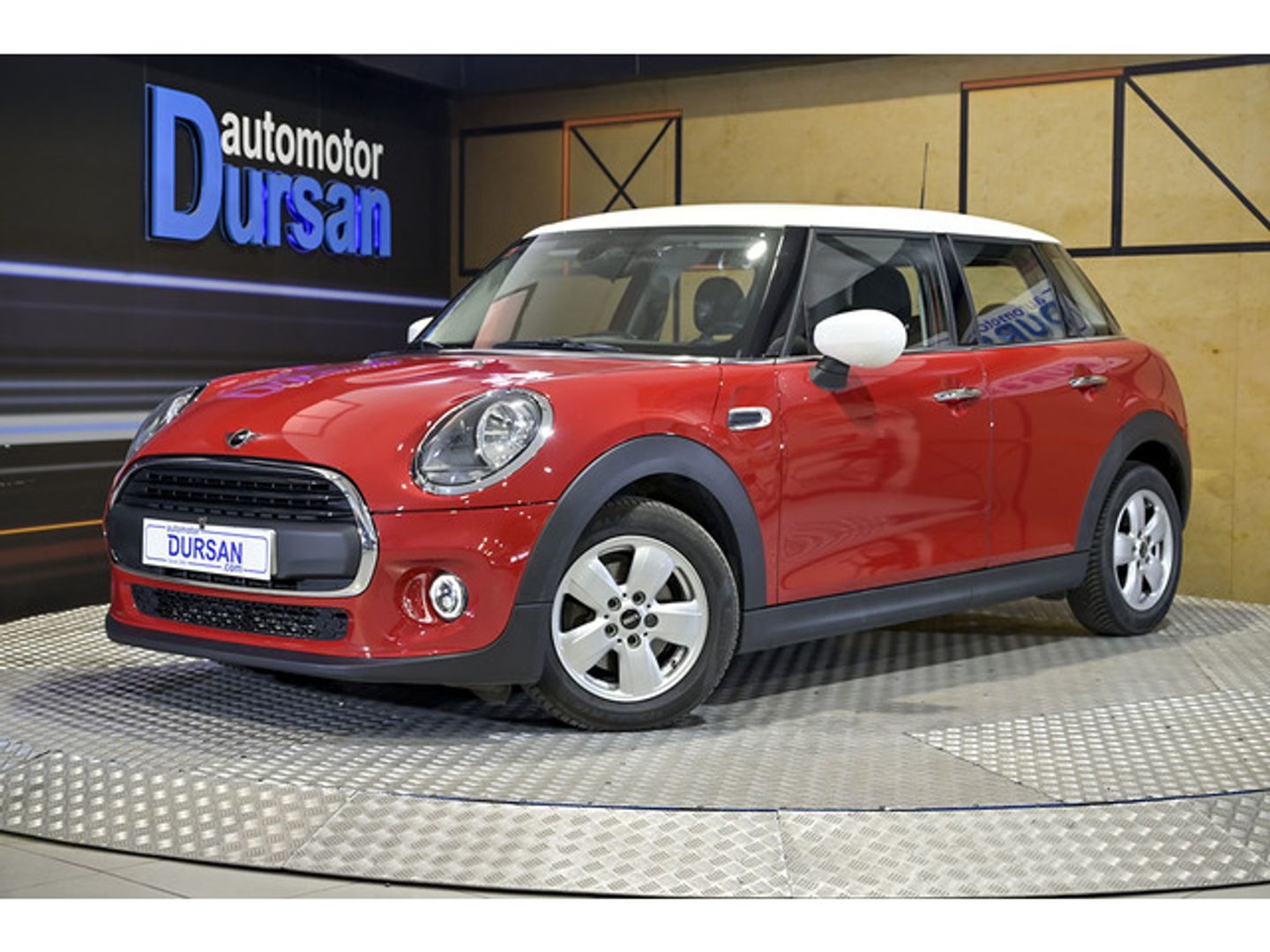 MINI MINI 5 Puertas One 75 kW (102 CV) Rojo Compact