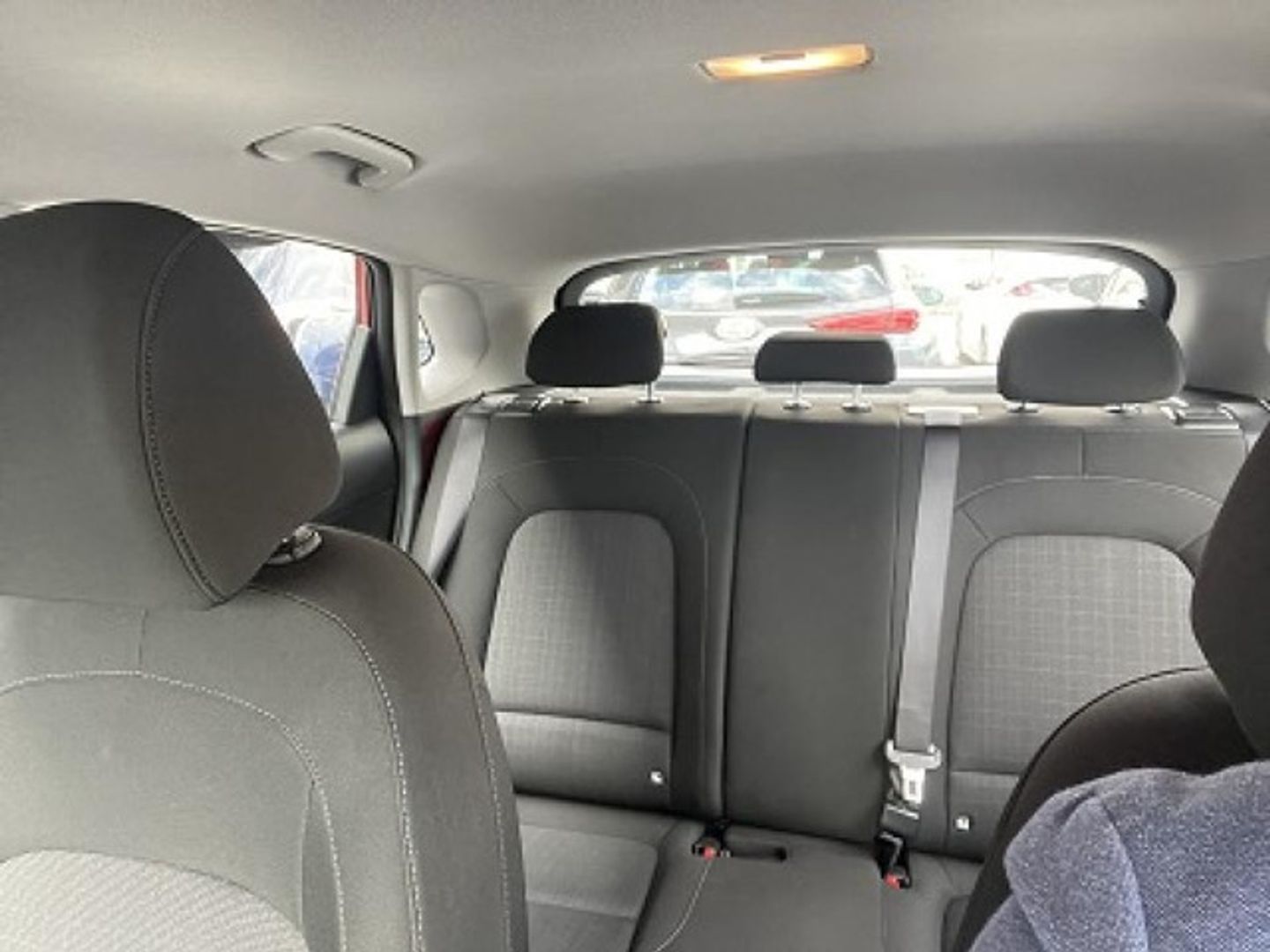 Hyundai Kona 1.6 GDI HEV Maxx DCT 104 kW (141 CV)