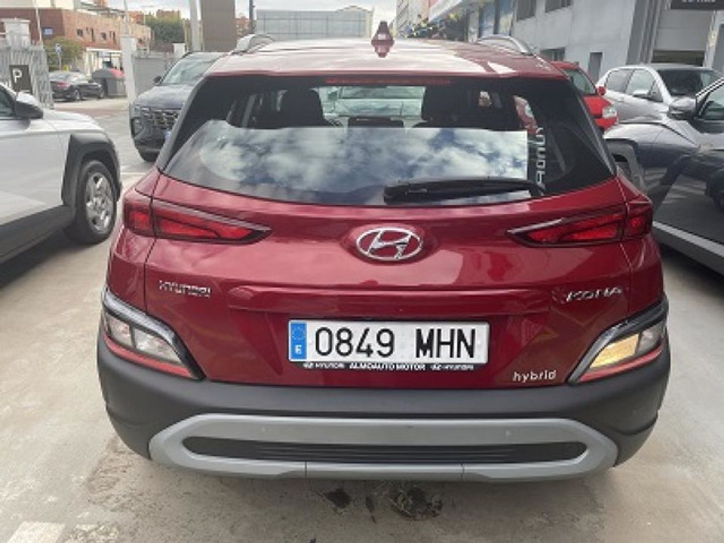 Hyundai Kona 1.6 GDI HEV Maxx DCT 104 kW (141 CV)