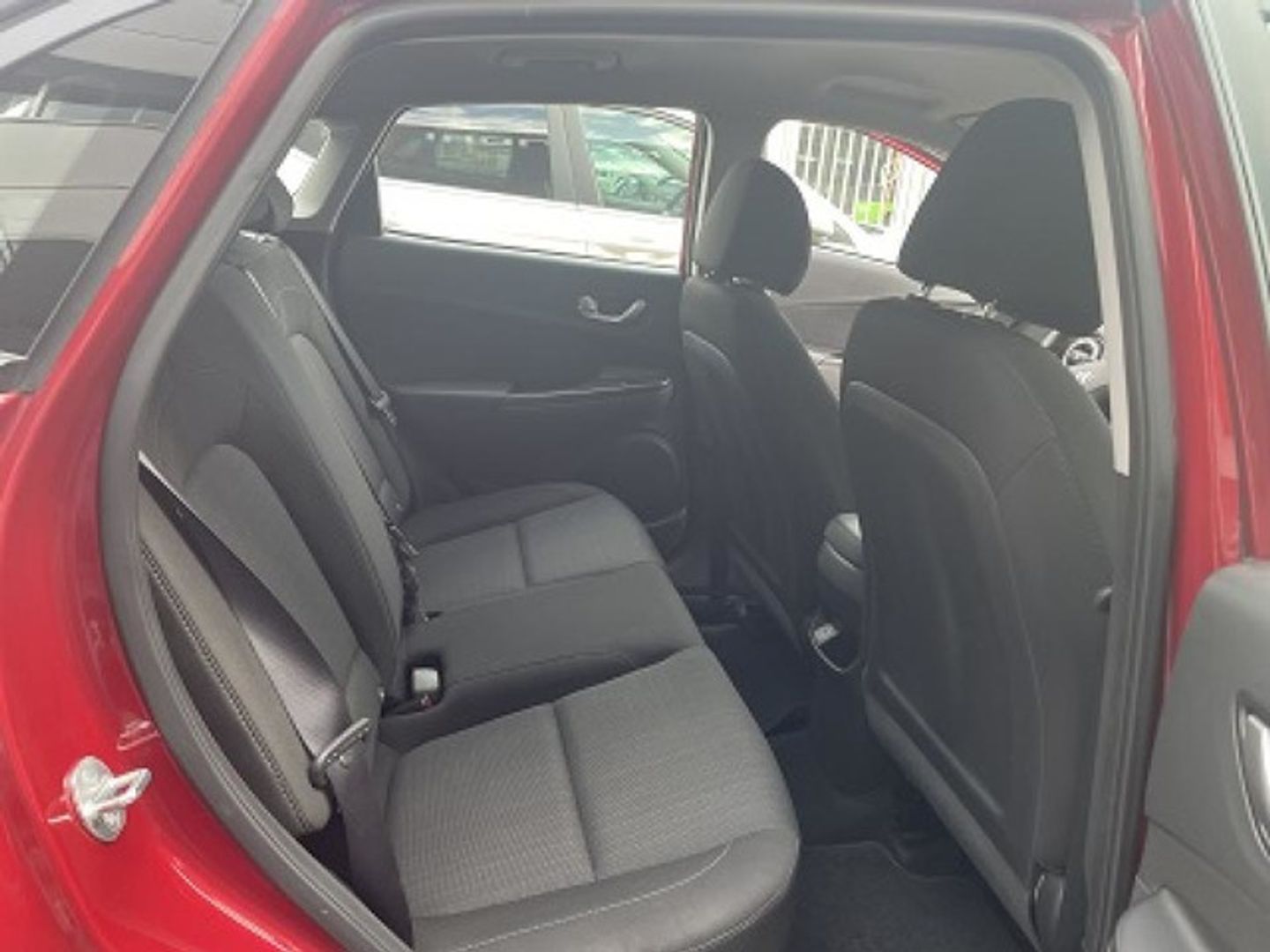 Hyundai Kona 1.6 GDI HEV Maxx DCT 104 kW (141 CV)