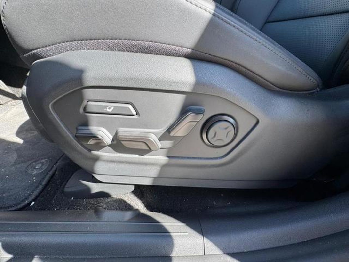 Hyundai Santa Fe 1.6T PHEV Calligraphy 4X4 AT 186 kW (253 CV) Gris SUV