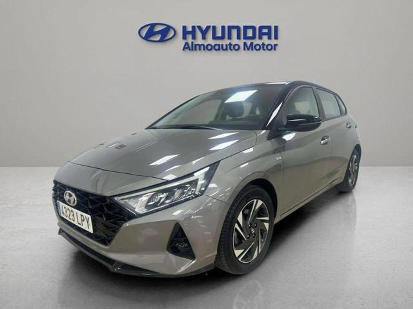 Hyundai i20 1.0 TGDI 48V Tecno 74 kW (100 CV) Gris Compact