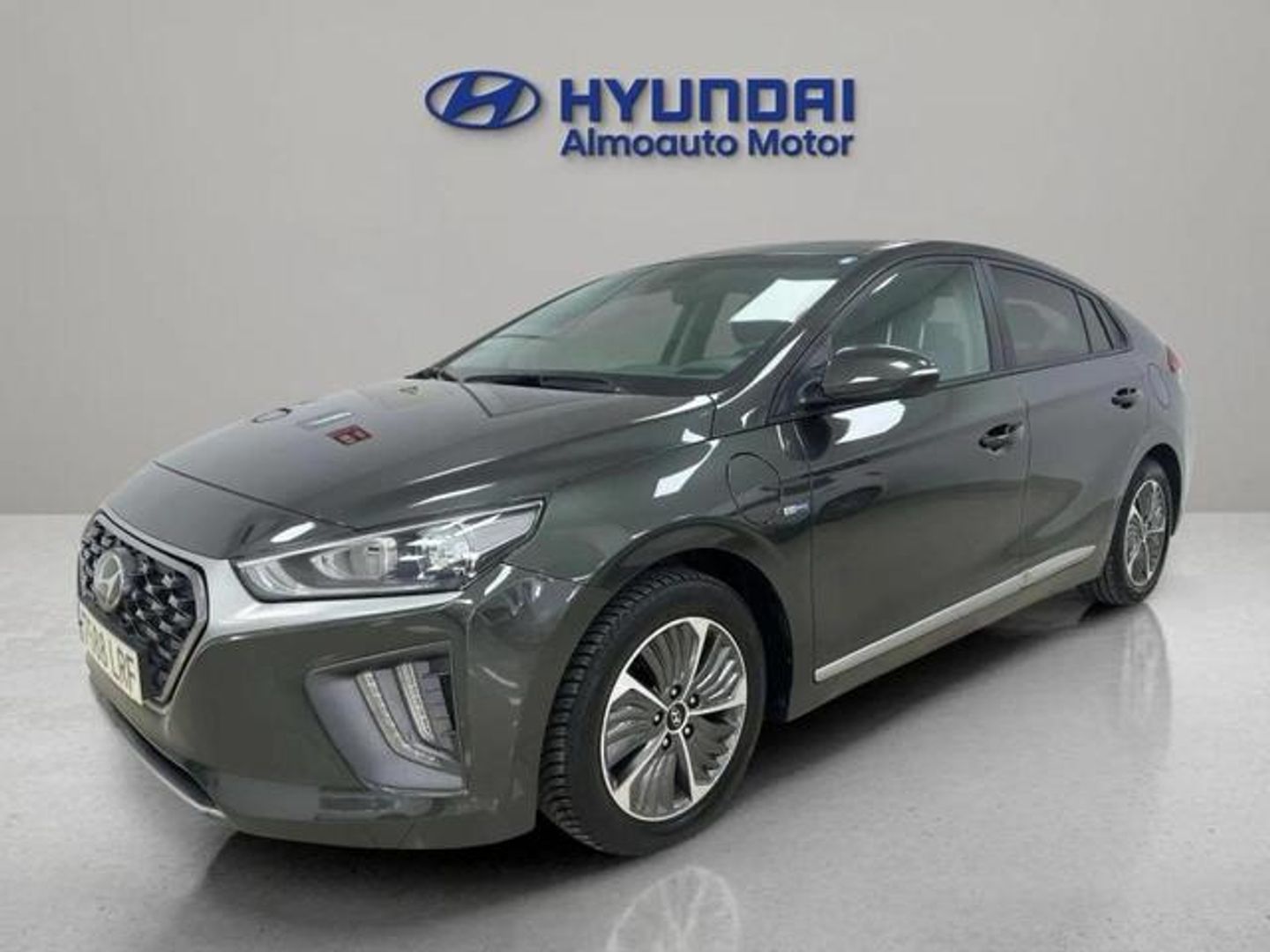 Hyundai Ioniq 1.6 GDI PHEV Klass DCT 104 kW (141 CV) Gris Sedan