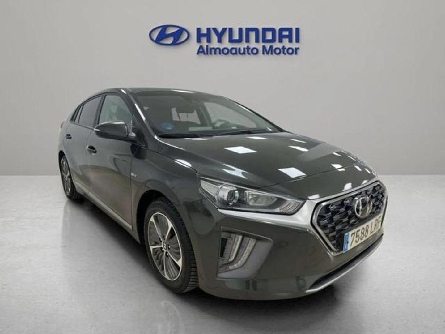 Hyundai Ioniq 1.6 GDI PHEV Klass DCT 104 kW (141 CV)