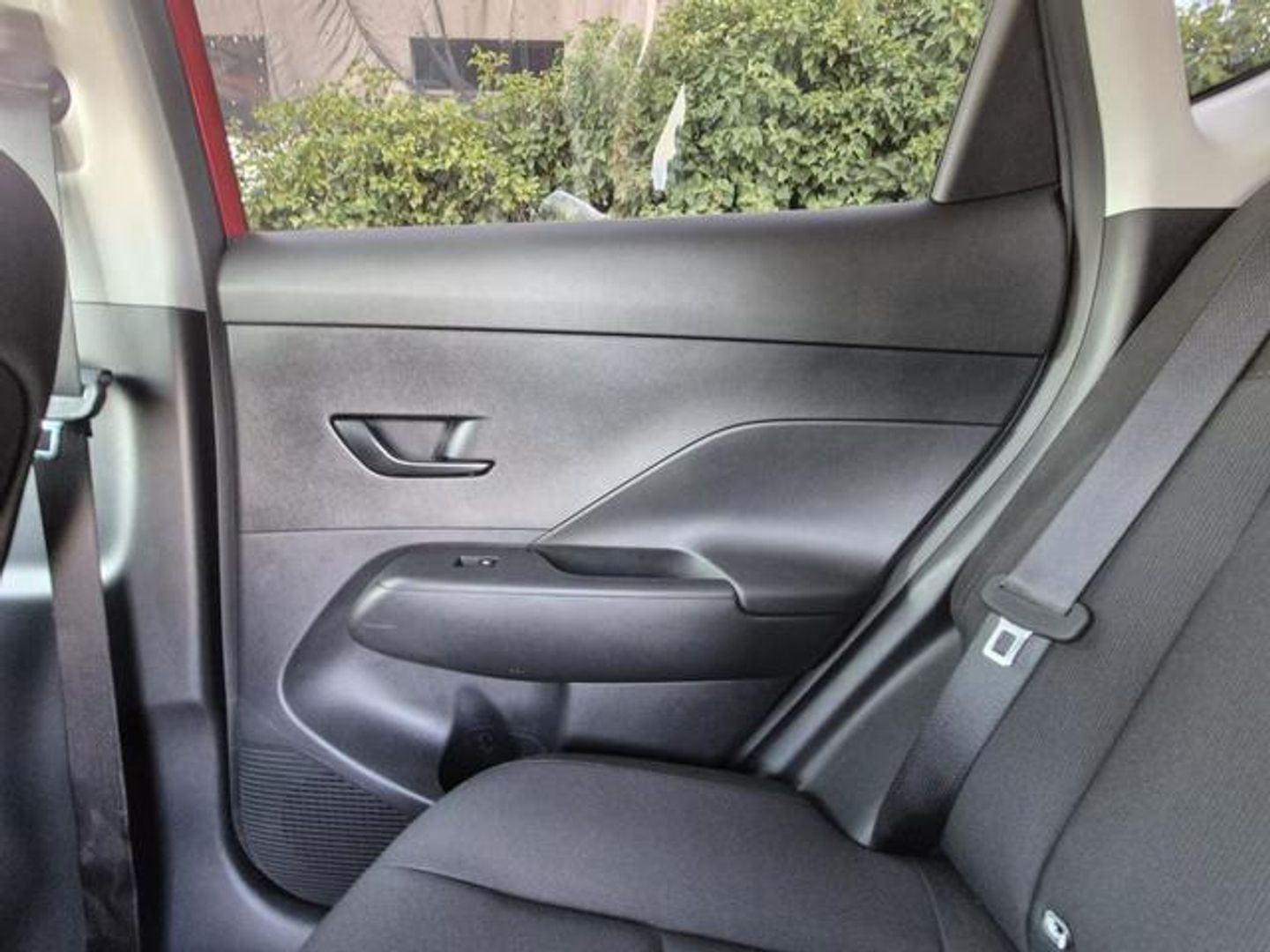 Hyundai Kona 1.6 GDI HEV Maxx DCT 104 kW (141 CV)