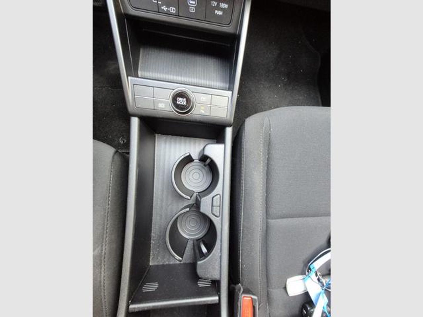 Hyundai Kona 1.6 GDI HEV Maxx DCT 104 kW (141 CV)