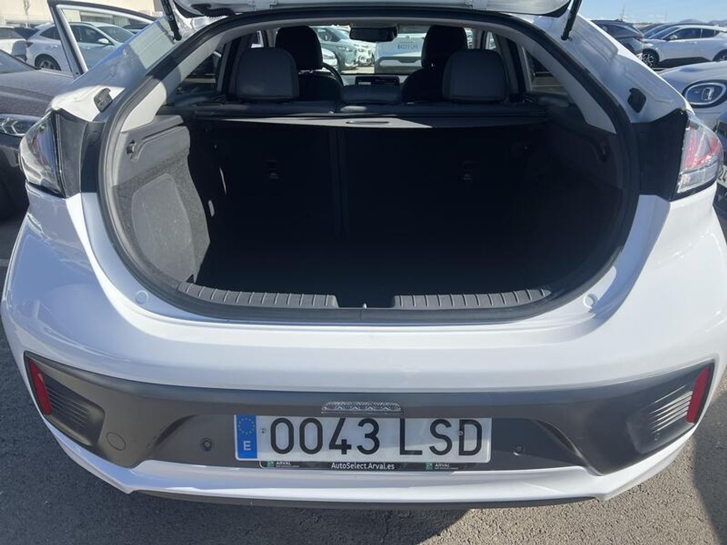 Hyundai Ioniq 1.6 GDI HEV Tecno DCT 104 kW (141 CV)