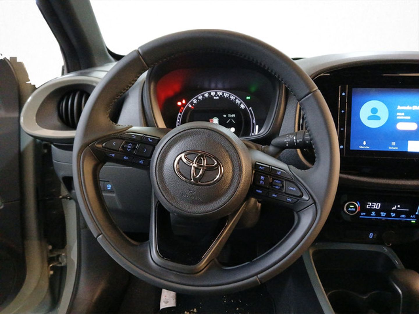 Toyota Aygo X Cross 1.0 VVT-I Like 53 kW (72 CV)