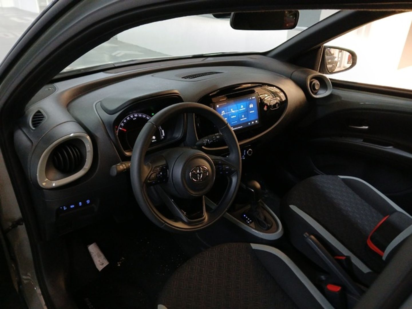 Toyota Aygo X Cross 1.0 VVT-I Like 53 kW (72 CV)