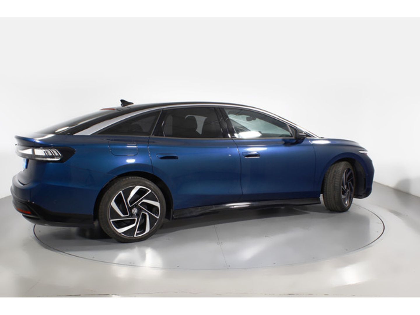 Volkswagen ID.7 Pro 77kWh Auto 210 kW (286 CV)