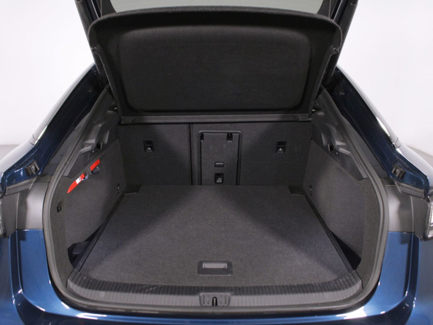 Volkswagen ID.7 Pro 77kWh Auto 210 kW (286 CV)