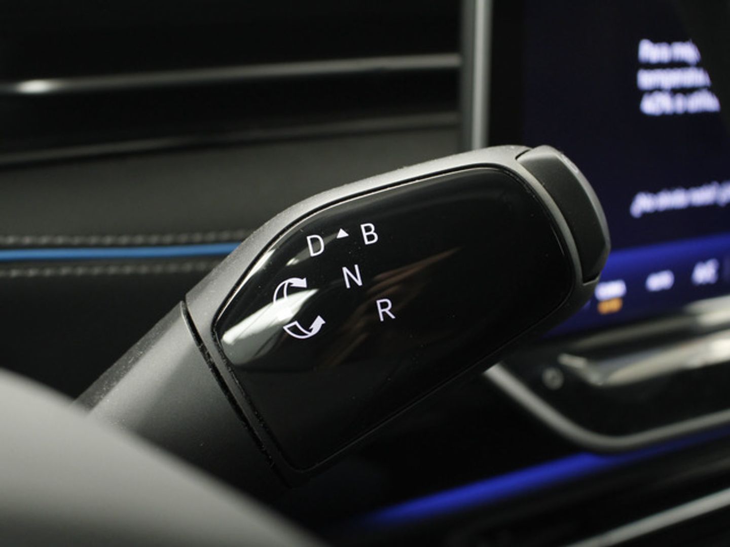 Volkswagen ID.7 Pro 77kWh Auto 210 kW (286 CV)