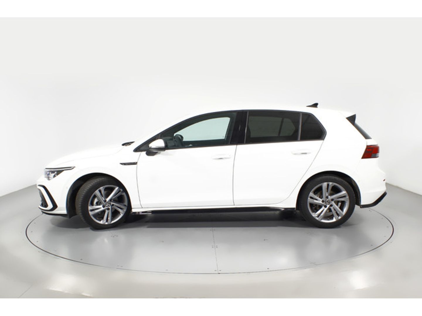 Volkswagen Golf R-Line 1.5 eTSI 110 kW (150 CV) DSG