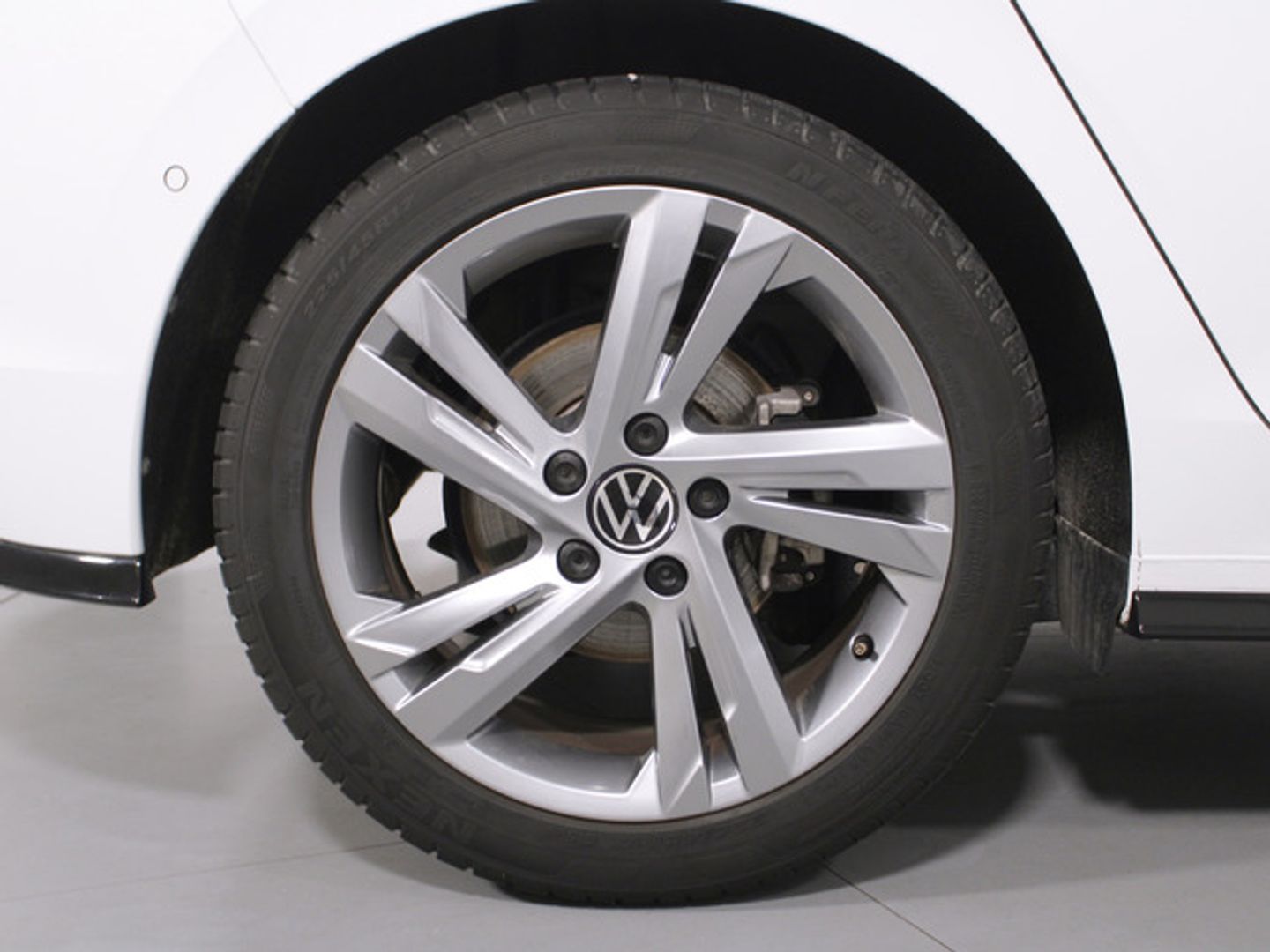 Volkswagen Golf R-Line 1.5 eTSI 110 kW (150 CV) DSG