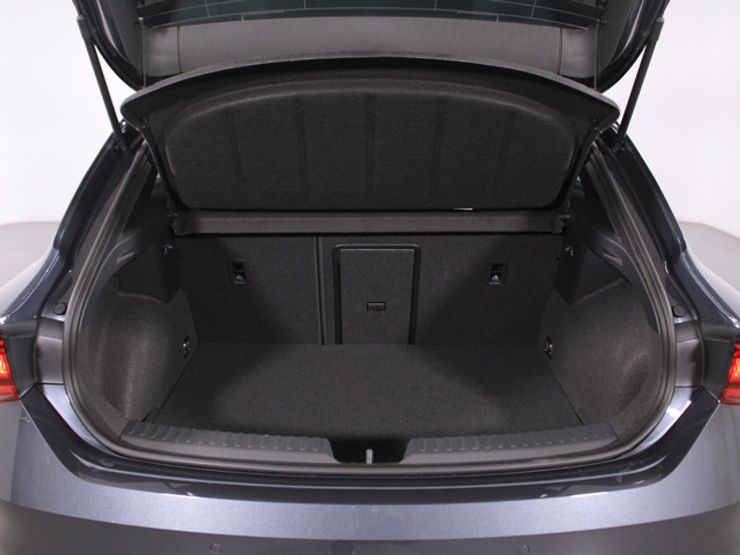 SEAT León 1.5 TSI e-Hybrid FR XM DSG 150 kW (204 CV)
