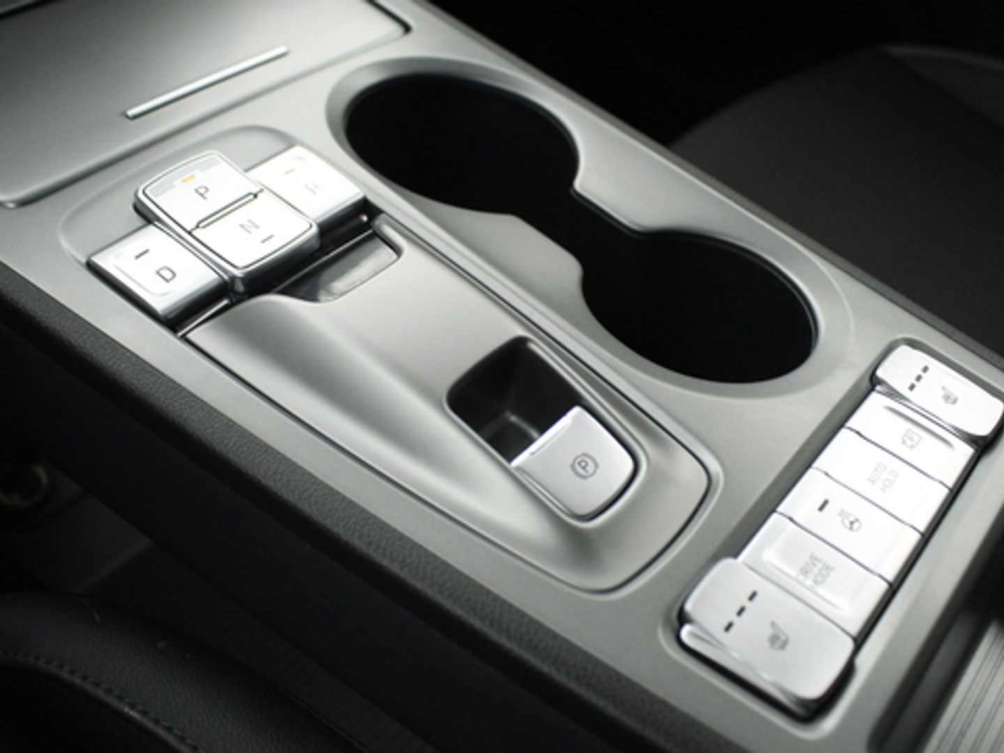 Hyundai Kona EV Style Sky 150 kW (204 CV)