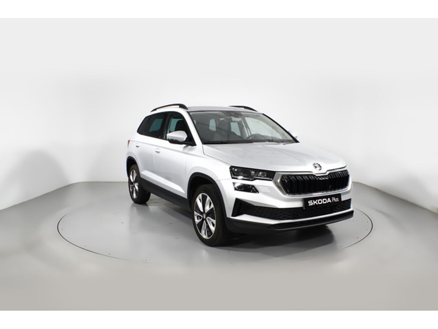 Skoda Karoq 1.5 TSI ACT Design DSG 110 kW (150 CV) Gris Plata SUV