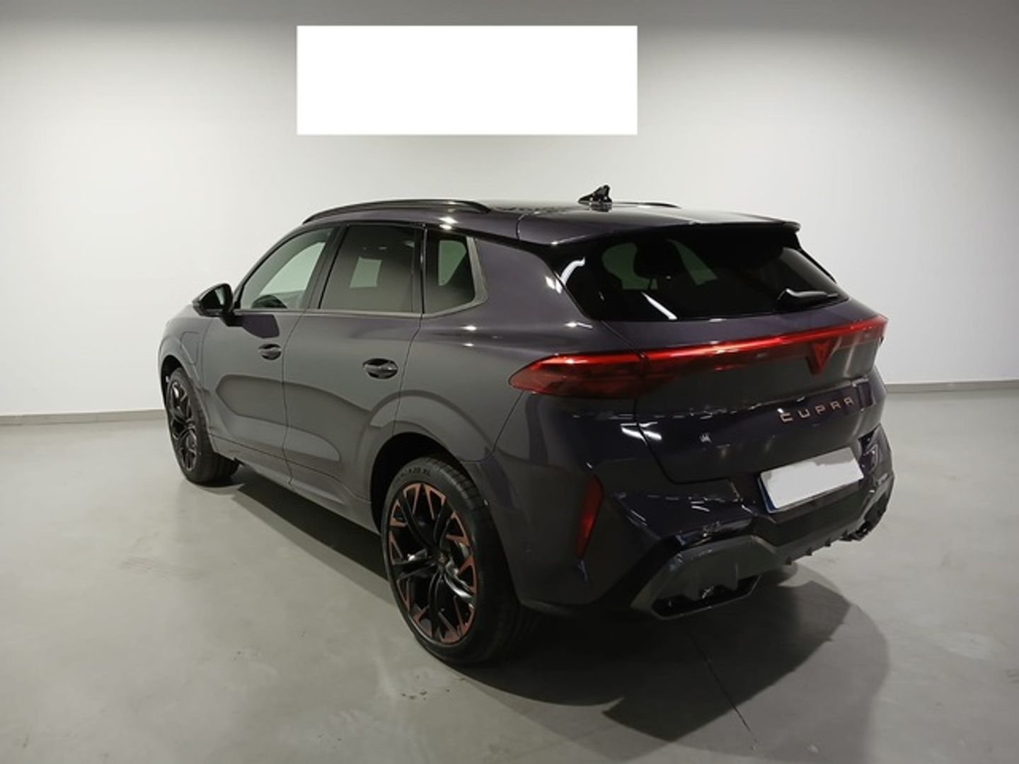 CUPRA Terramar 1.5 TSI e-Hybrid VZ DSG 200 kW (272 CV) Gris oscuro All Terrain / Pick-up