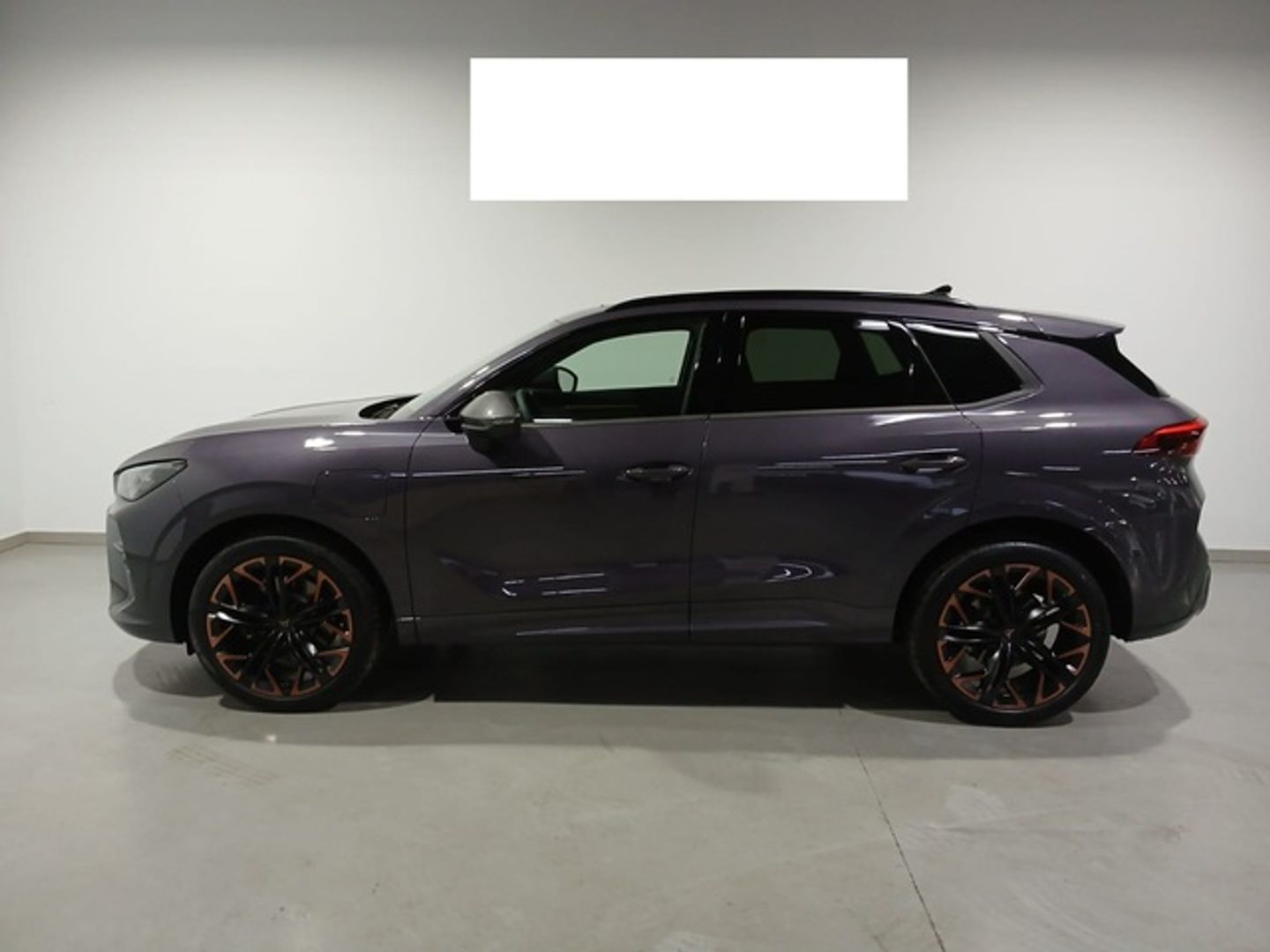 CUPRA Terramar 1.5 TSI e-Hybrid VZ DSG 200 kW (272 CV) Gris oscuro All Terrain / Pick-up