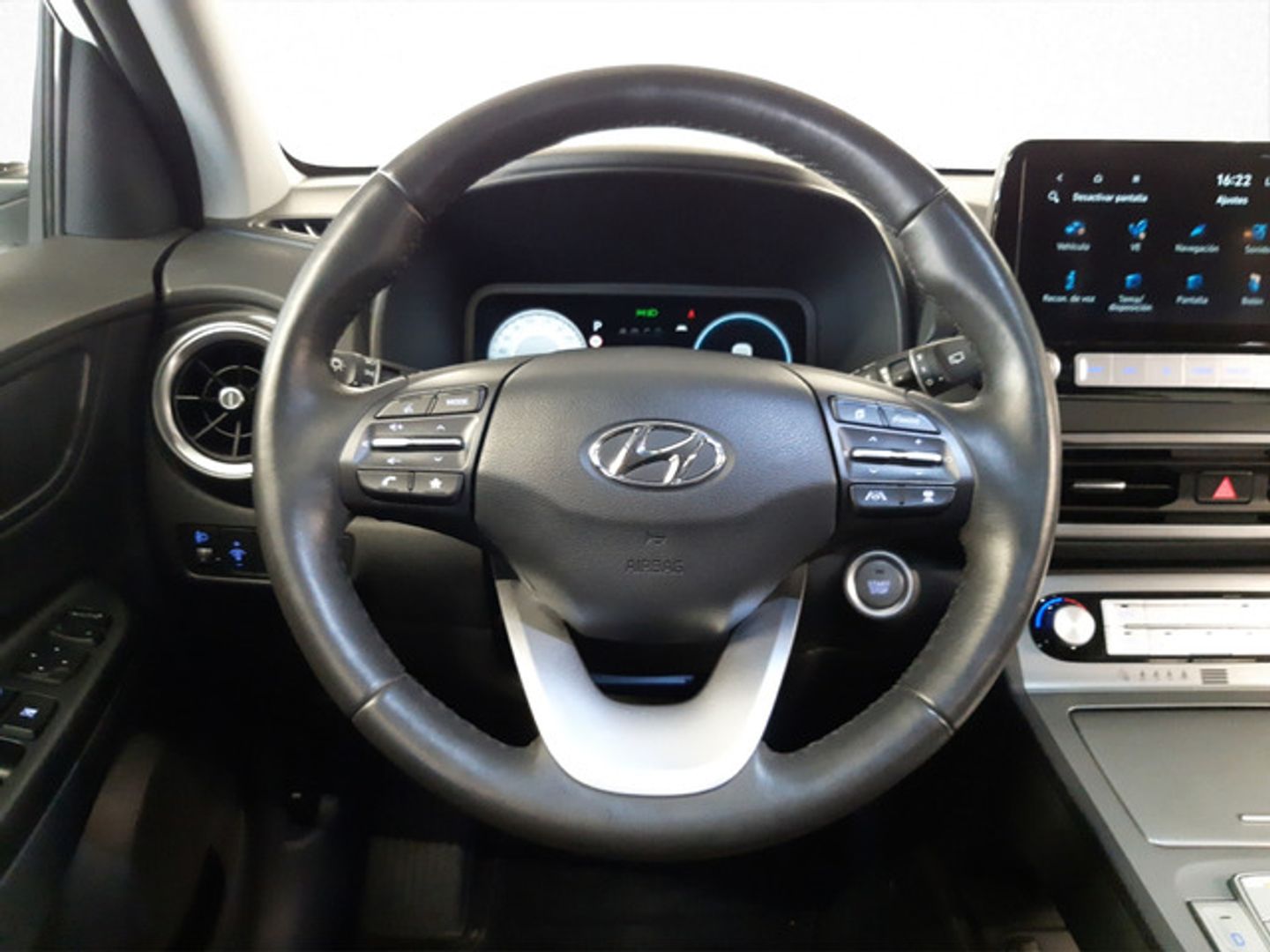 Hyundai Kona EV Style Sky 150 kW (204 CV)