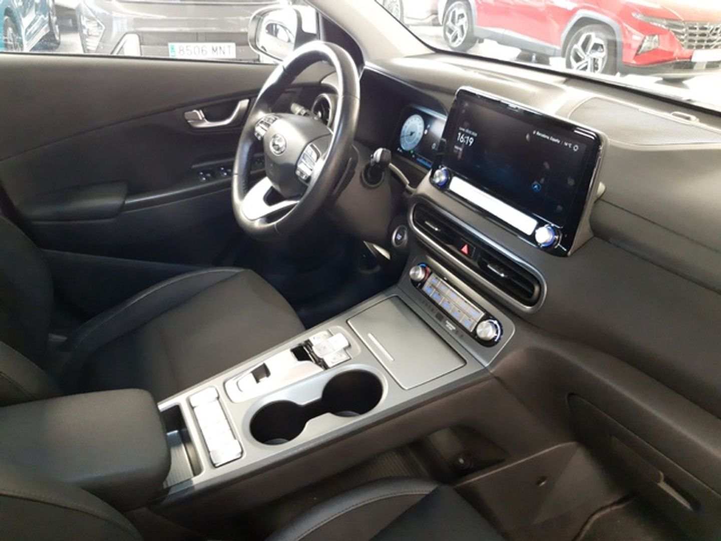 Hyundai Kona EV Style Sky 150 kW (204 CV)