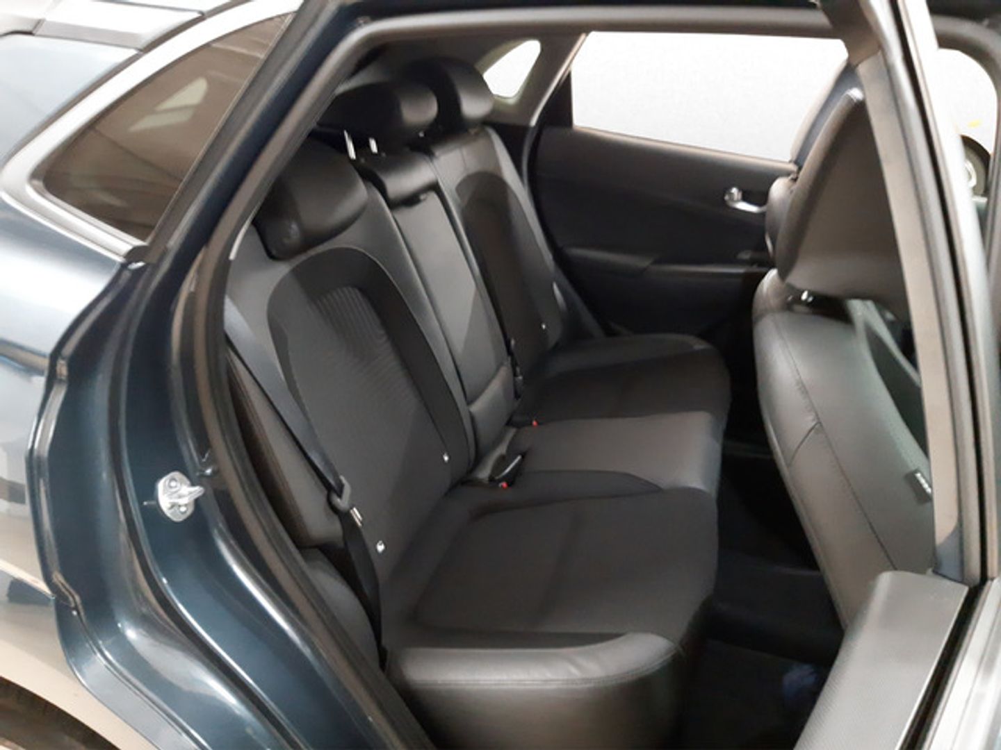 Hyundai Kona EV Style Sky 150 kW (204 CV)